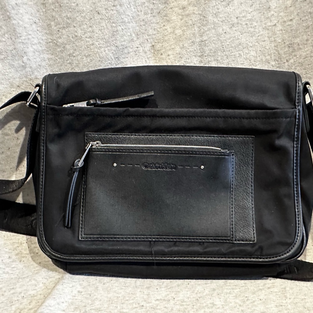 Messenger bag